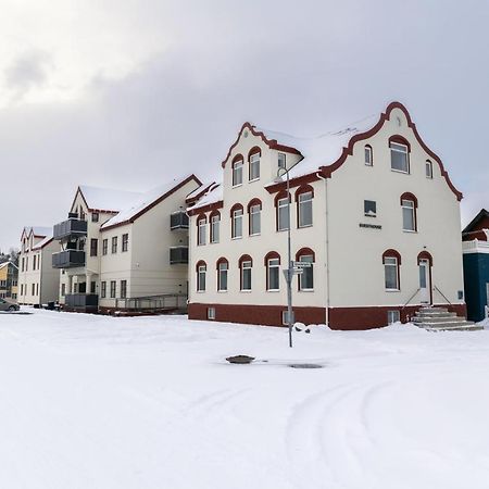 Hrimland Guesthouse Акурейрі Екстер'єр фото